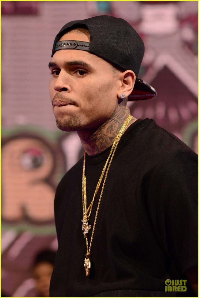 Chris Brown 'Fine China' Promotion on '106 & Park'! Photo 2841684