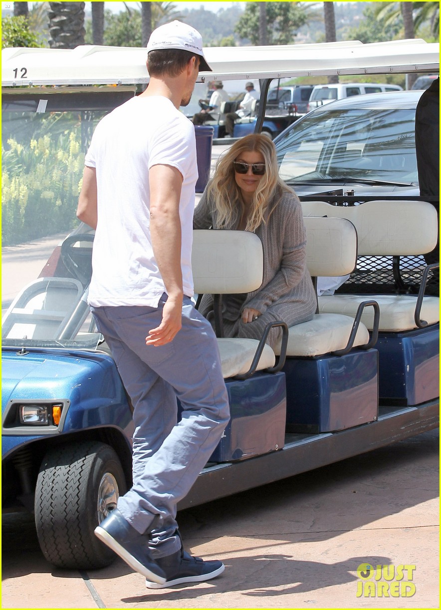 Pregnant Fergie Sister's Wedding with Josh Duhamel Photo 2860146