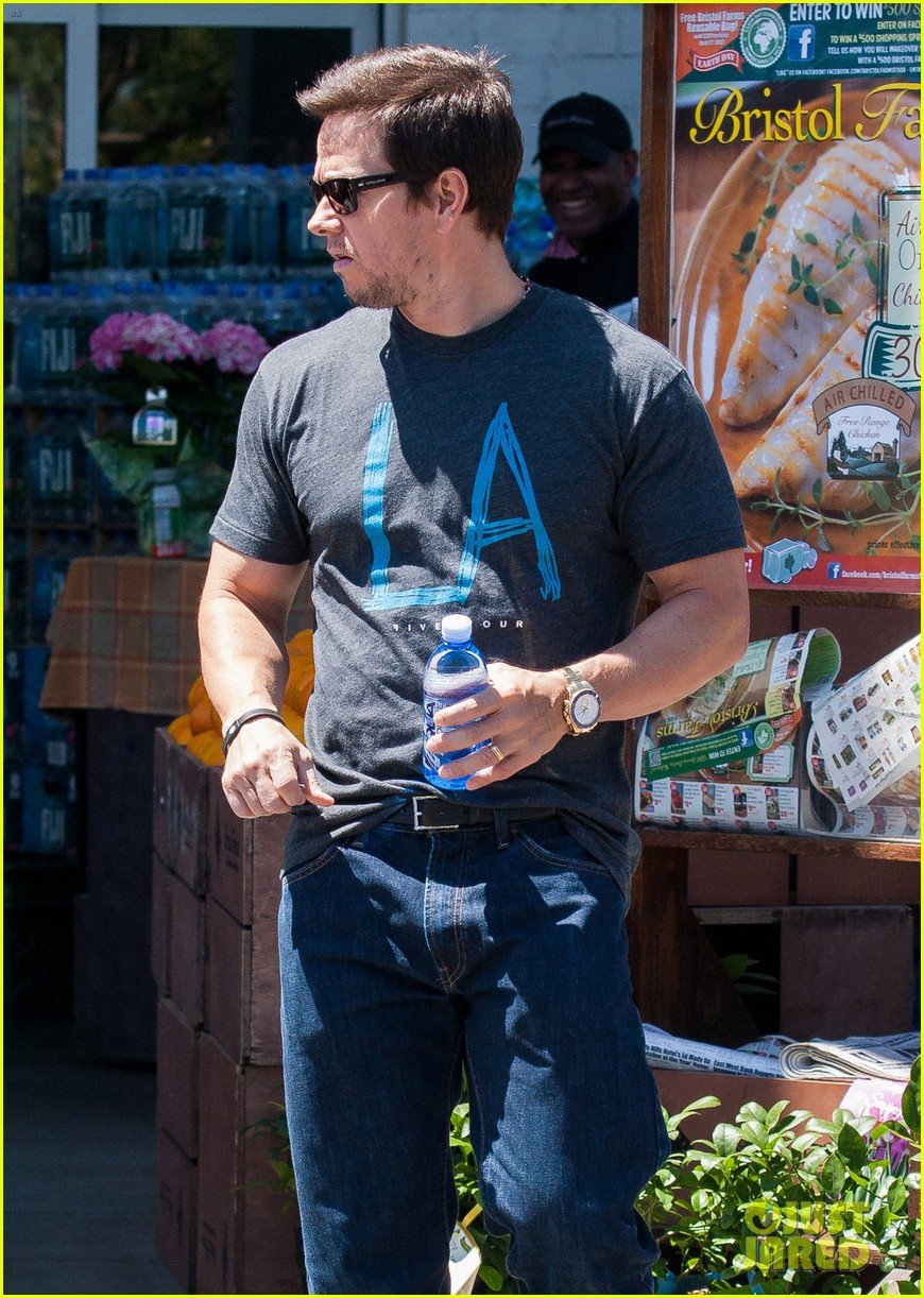 Mark Wahlberg I Don't Like Spray Tans! Photo 2853702 Mark Wahlberg