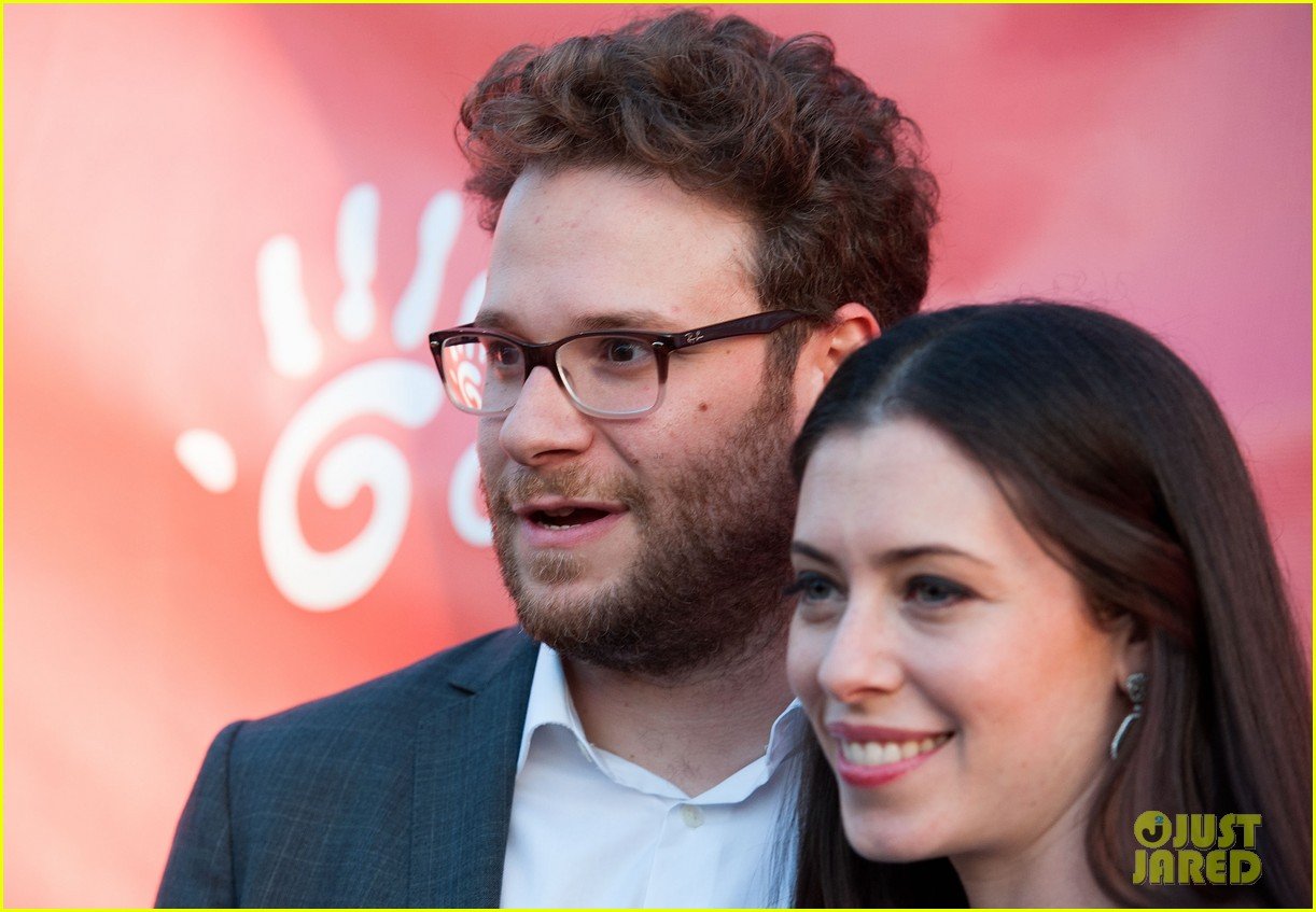 Krysten Ritter & Mindy Kaling: Hilarity for Charity Event!: Photo ...