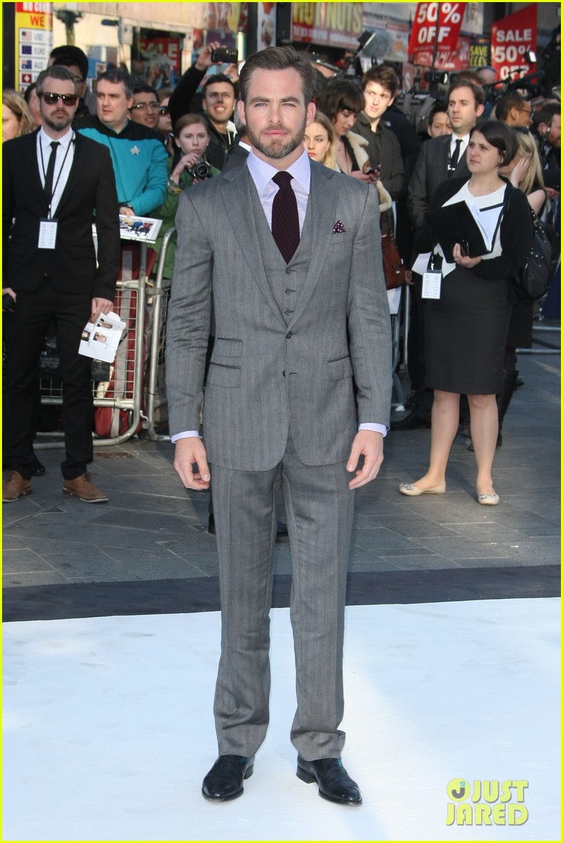 Benedict Cumberbatch Chris Pine Star Trek Into Darkness Uk