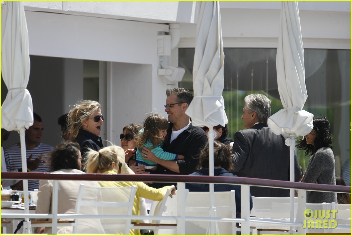 Matt Damon Family Lunch with Michael Douglas Photo 2873777 Celebrity Babies, Luciana Damon