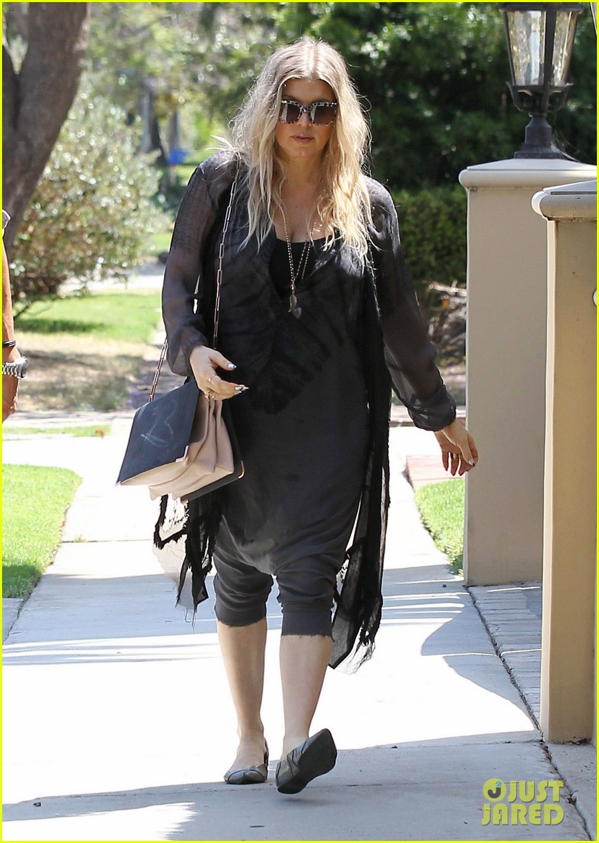 Pregnant Fergie & Josh Duhamel House Hunting! Photo 2881182 Fergie, Josh Duhamel, Pregnant