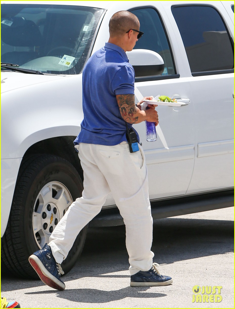 Jennifer Lopez 'Live It Up' Music Video Set with Pitbull! Photo 2864308 Casper Smart