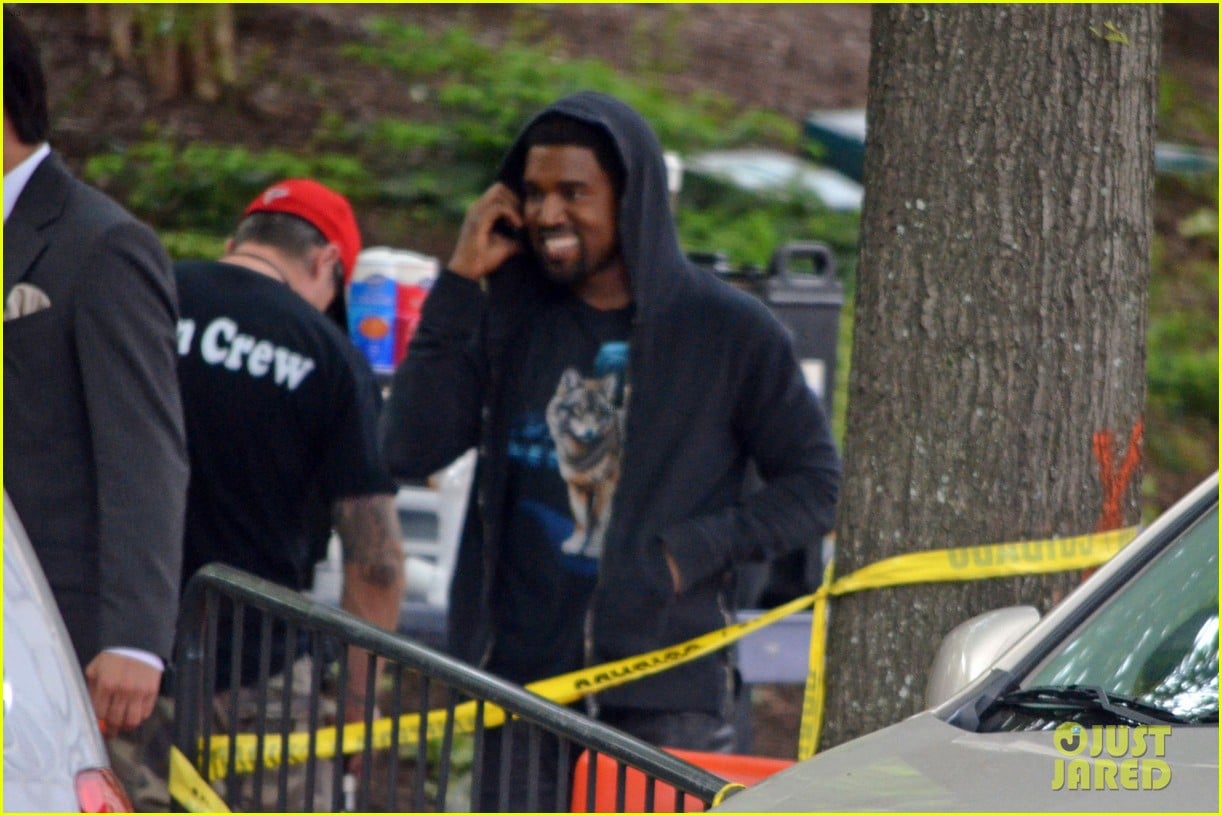 Photo: kanye west films anchorman 2 cameo in atlanta 01 | Photo 2868935 | Just Jared