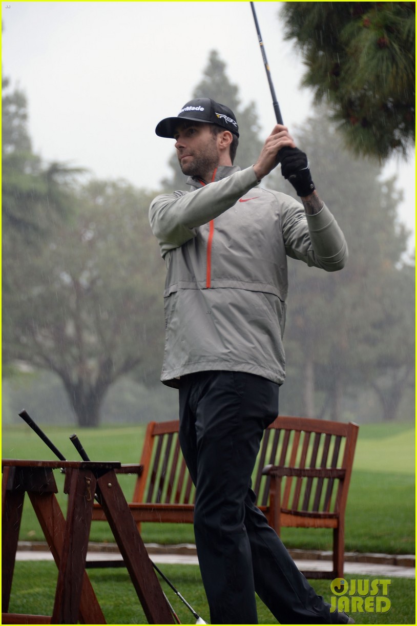 Adam Levine Lopez's Celebrity Golf Classic 2013! Photo 2865009