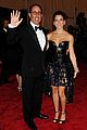 jerry seinfeld met ball 2013 red carpet with wife jessica 05