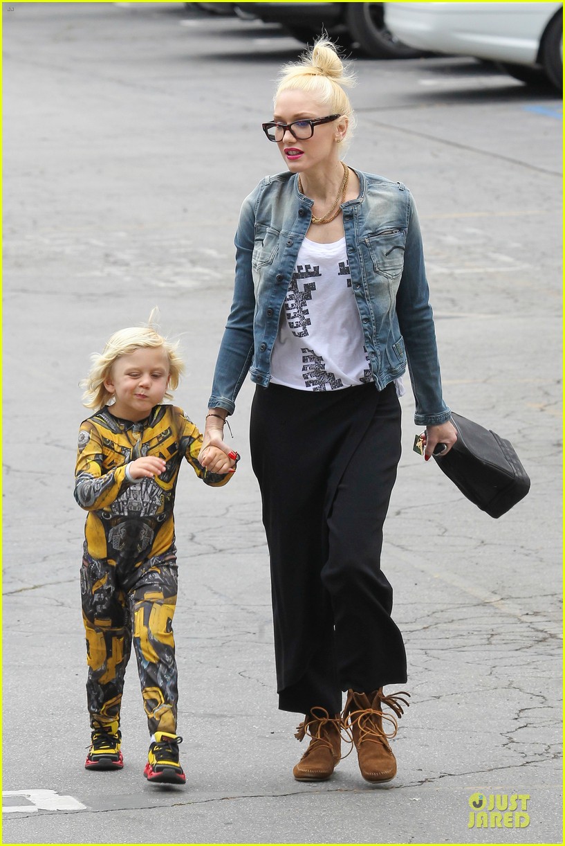 Gwen Stefani Los Angeles Zoo Bonding with Zuma! Photo 2868827(02)