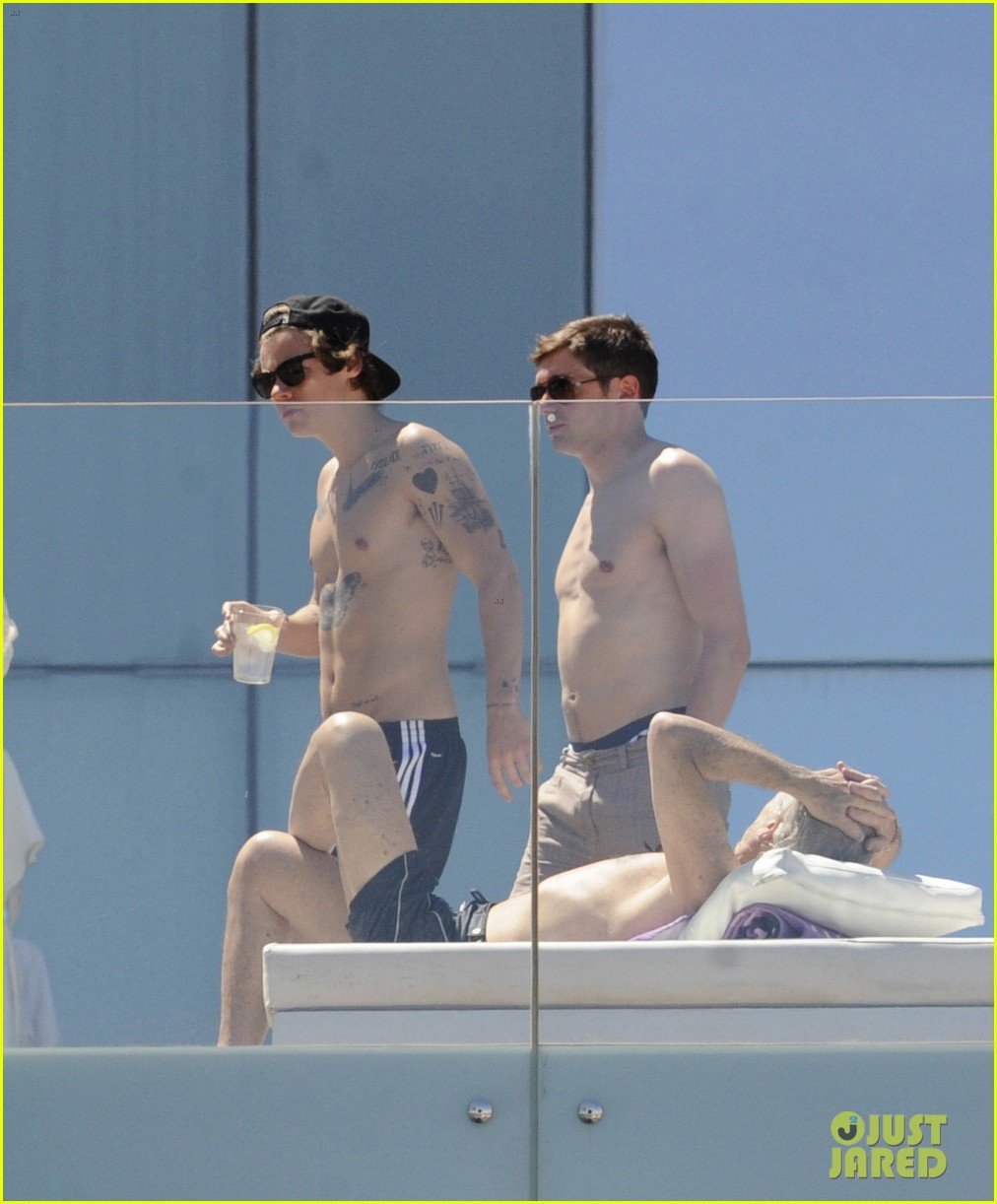 Full Sized Photo of harry styles shirtless poolside in spain 11 Photo 28763...