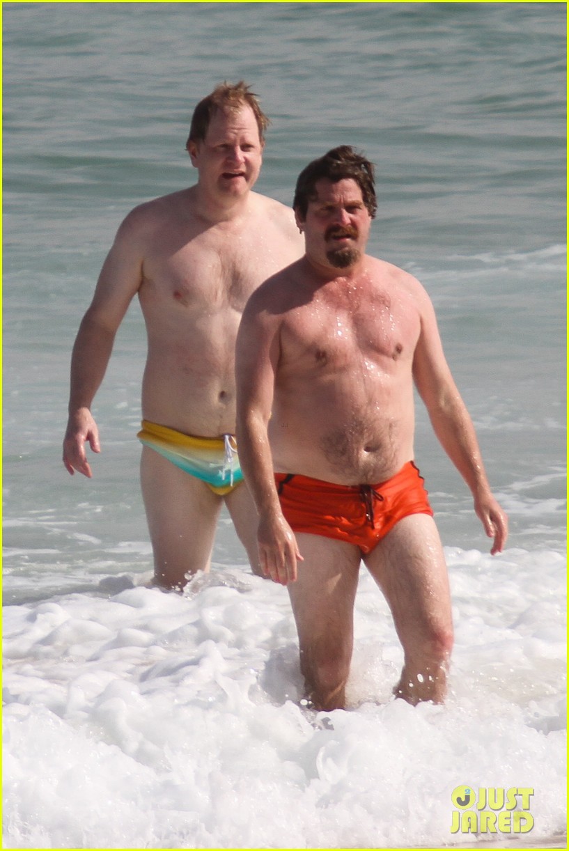 The Four Body Types, Fellow One Research - Celebrity Zach Galifianakis BodY Type Two (BT2) Physique Shape
