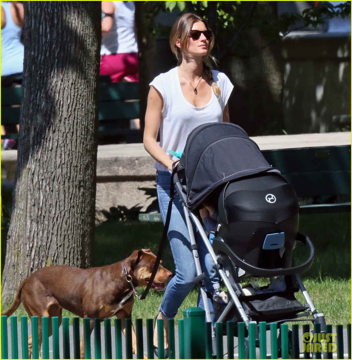 Gisele Bundchen & Tom Brady: Park Day with Benjamin & Vivian!: Photo ...