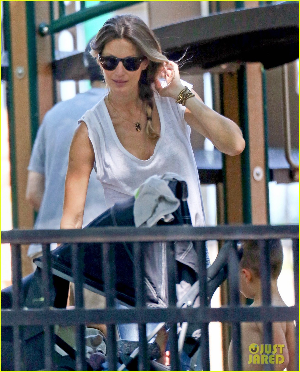 Gisele Bundchen & Tom Brady: Park Day with Benjamin & Vivian!: Photo ...