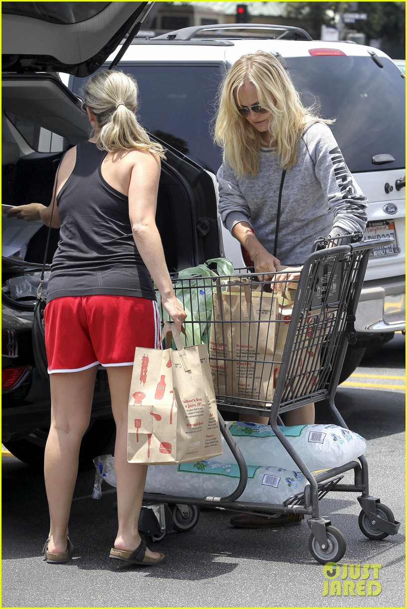 Malin Akerman Shops After Juvenile Camp Visit: Photo 2897291 | Malin