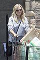 malin akerman shops after juvenile camp visit 06