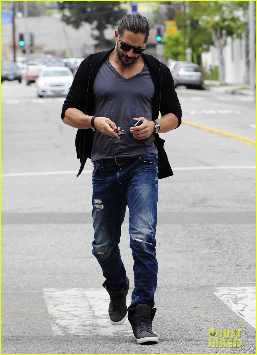 Joe Manganiello 'Streetcar Named Desire' Star at Yale Rep! Photo