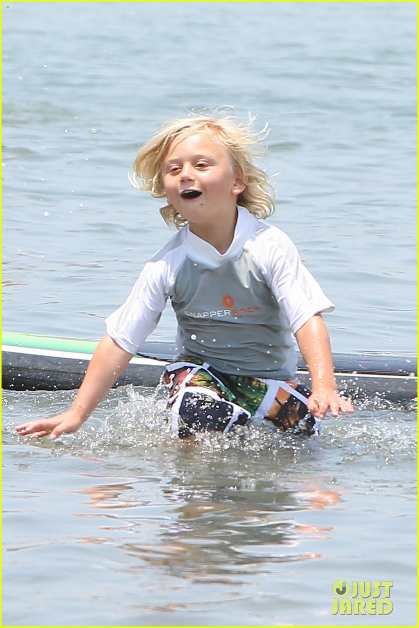 Gwen Stefani Beach Day with the Boys! Photo 2900740 Celebrity