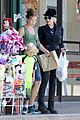 gwen stefani zuma pet supplies shopping duo 05