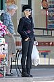 gwen stefani zuma pet supplies shopping duo 24