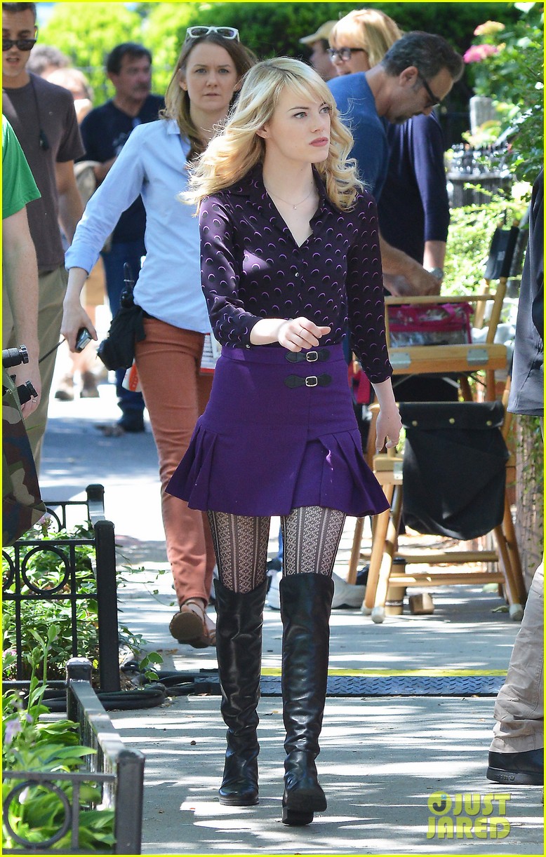 Emma Stone & Andrew Garfield Film 'SpiderMan' with Sally Field Photo