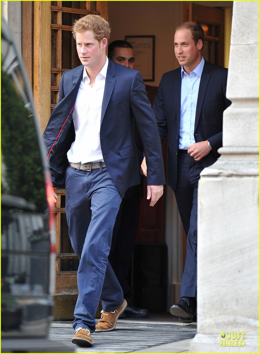 Prince William & Harry Prince Phillip Hospital Visit! Photo 2891470