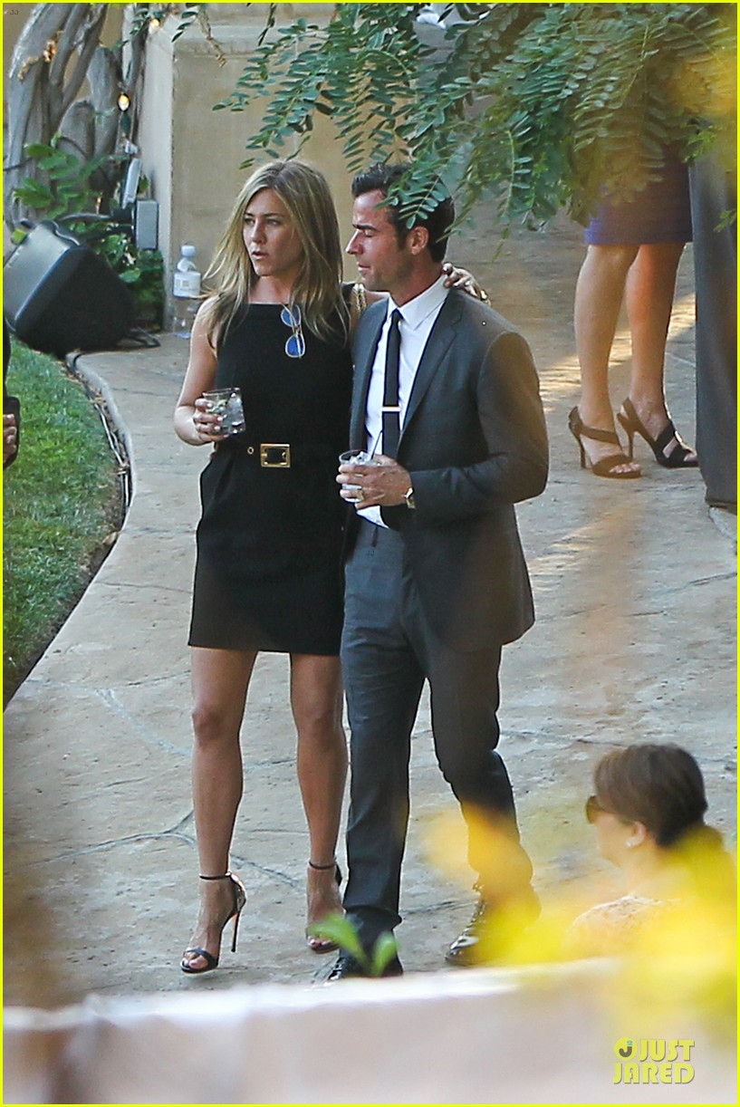 Jennifer Aniston & Justin Theroux Jimmy Kimmel Wedding Guests! Photo