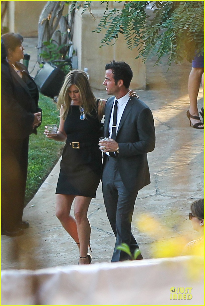 Jennifer Aniston & Justin Theroux Jimmy Kimmel Wedding Guests! Photo
