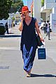 kaley cuoco single retail therapy session 06