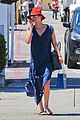 kaley cuoco single retail therapy session 16
