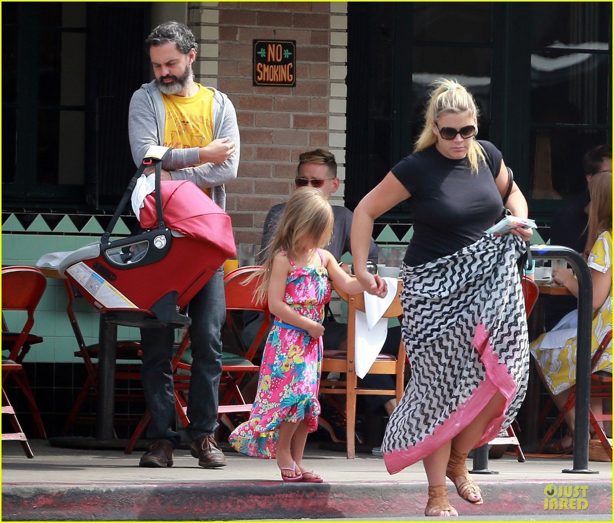 busy philipps post baby body at little doms 162914362