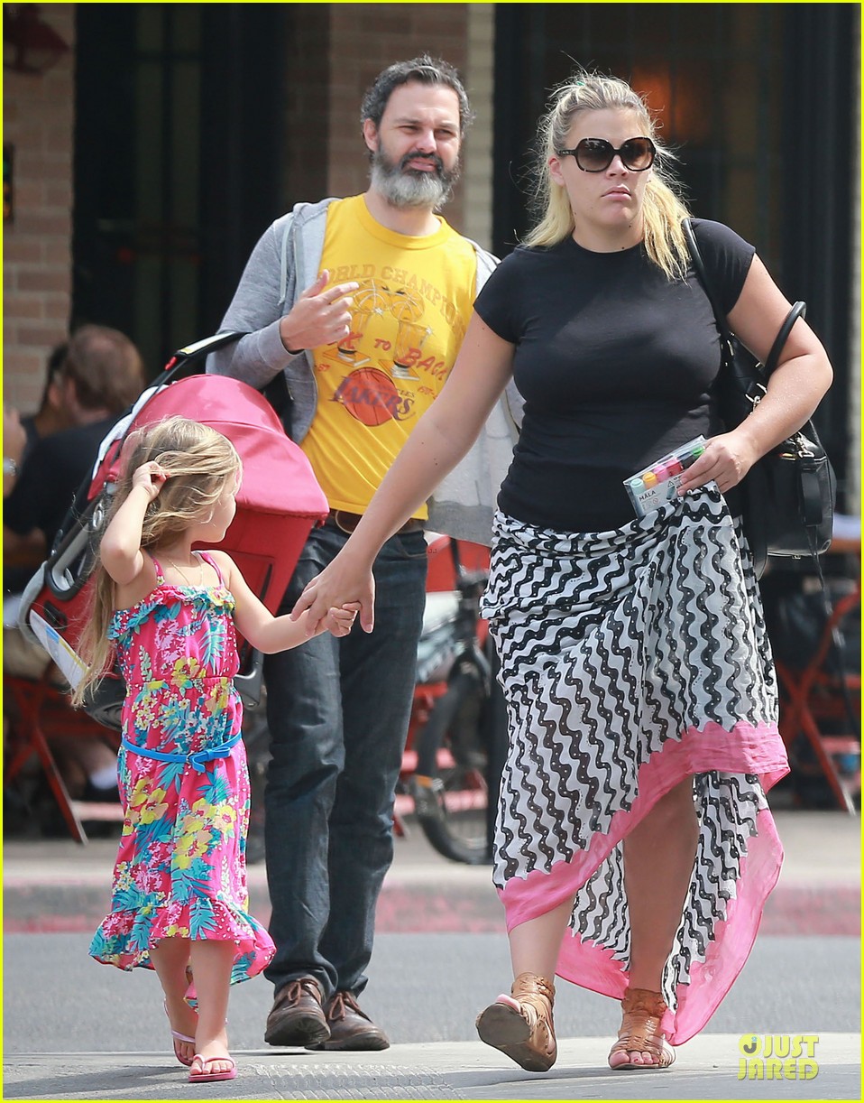 Busy Philipps PostBaby Body at Little Dom's! Photo 2914369 Busy