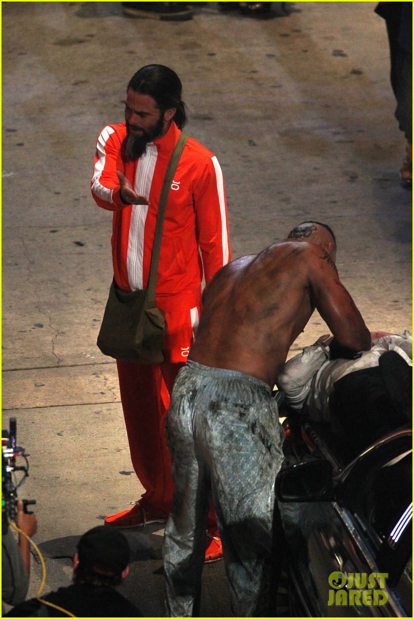 Chris Pine Sports Long Greying Beard for 'Stretch'! Photo 2910283