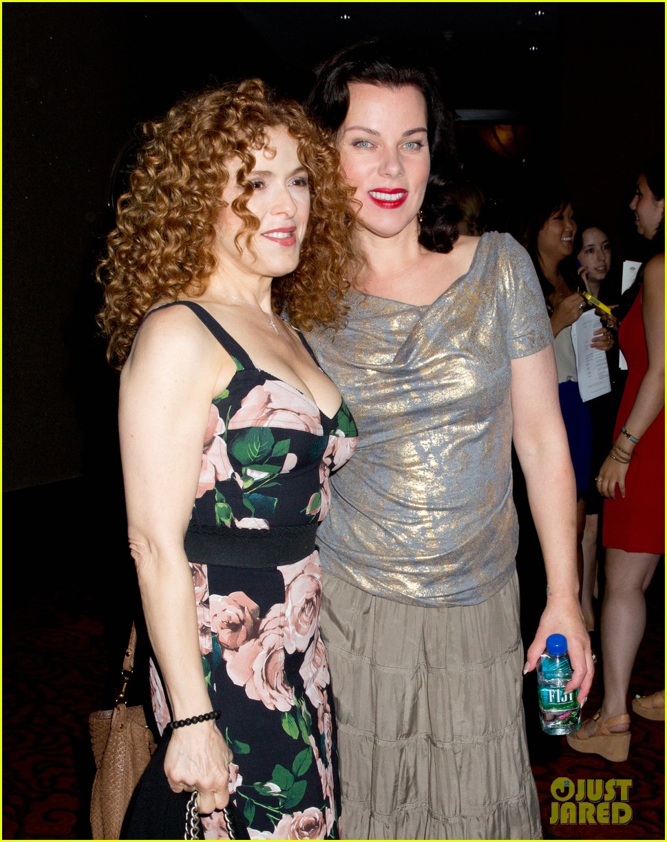 Amanda Seyfried 'Lovelace' Promo Work in New York! Photo 2920295