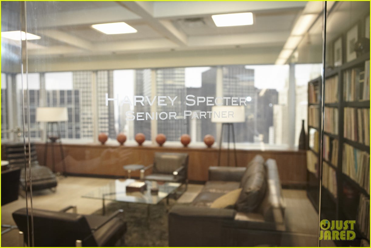 suits season 3 10 things to know from just jared set visit 052907957