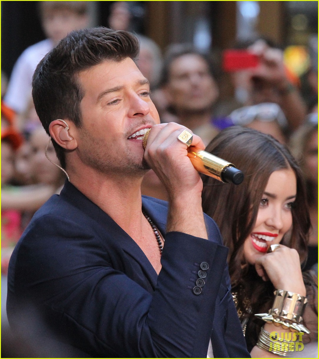 Robin Thicke Addresses 'Blurred Lines' Controversy on 'Today' Photo 2920118 Robin Thicke
