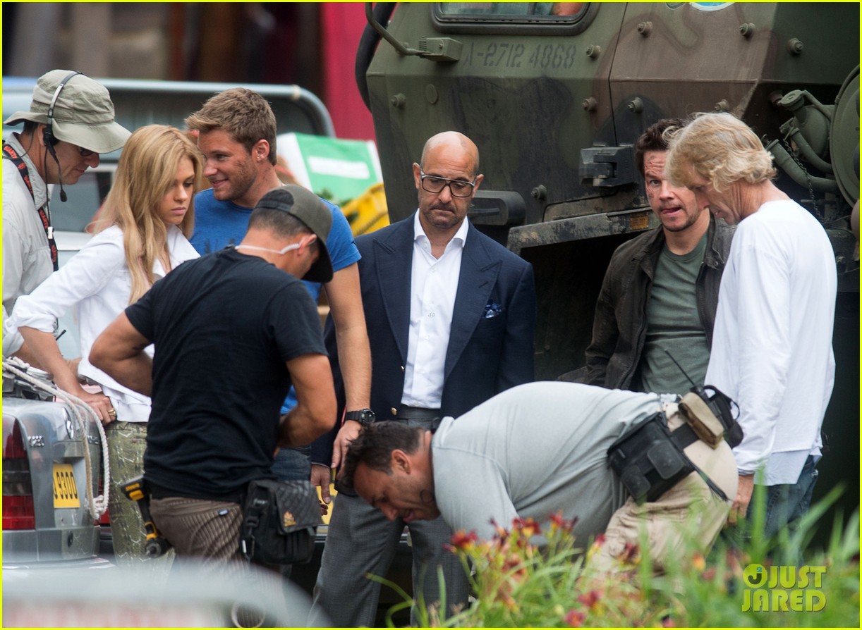 Photo mark wahlberg nicola peltz film transformers 4 with jack reynor