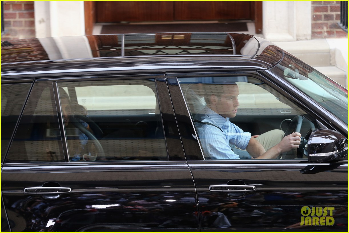 Prince William Drives Royal Baby & Kate Middleton (Video) Photo