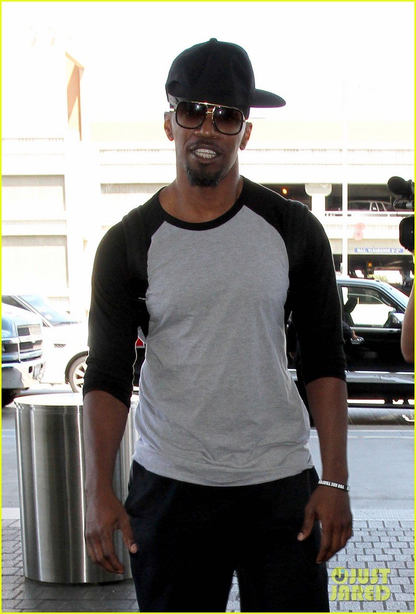 Jamie Foxx Kanye West & Jay Z Should Be Next Civil Rights Leaders