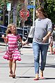 jennifer garner violet start week with errands 10