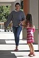 jennifer garner violet start week with errands 28