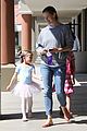 jennifer garner violet start week with errands 33