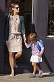 jennifer garner kids pick up pizza for dinner 24