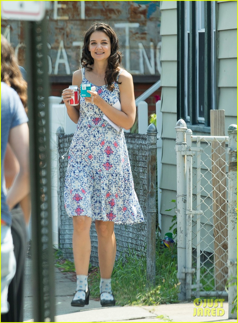 Katie Holmes Drives Vintage Car for 'Miss Meadows' Photo 2938904