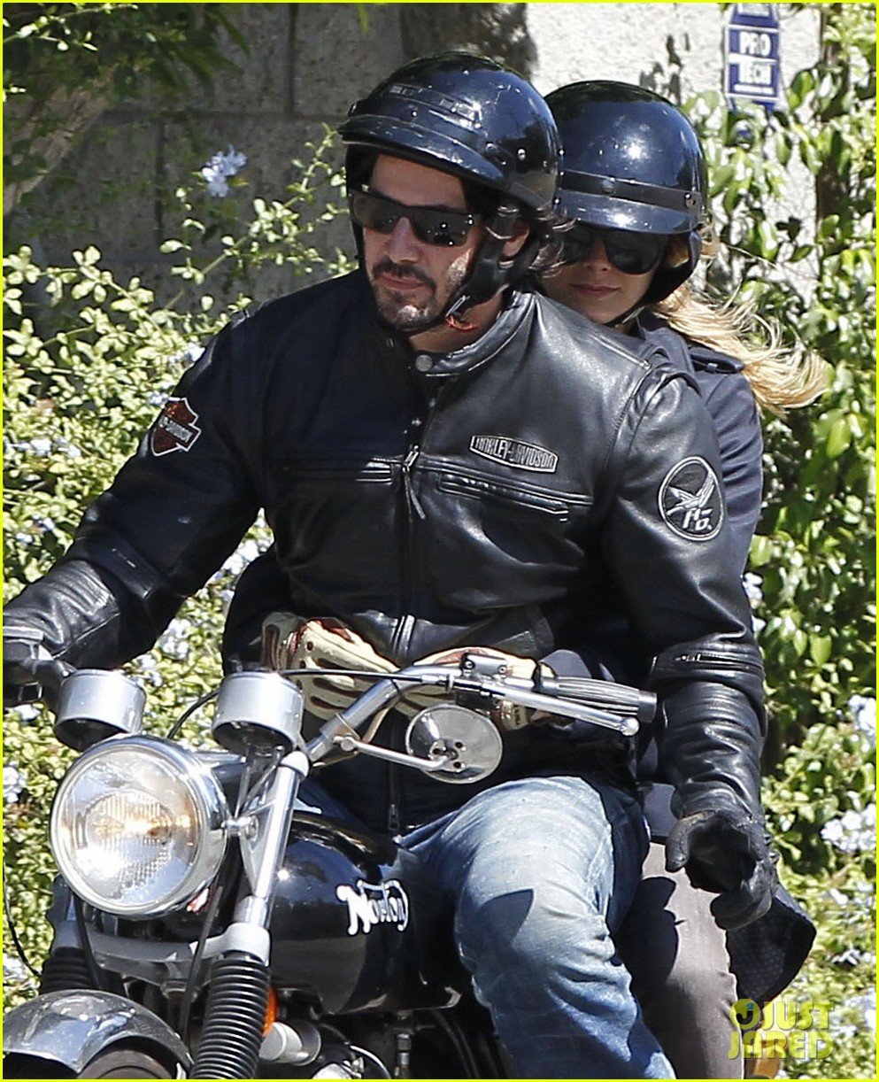 keanu reeves norton motorcycle