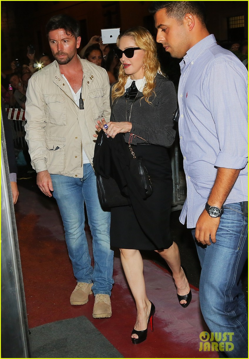 Madonna Hard Candy Fitness Center Visit in Rome! Photo 2934617