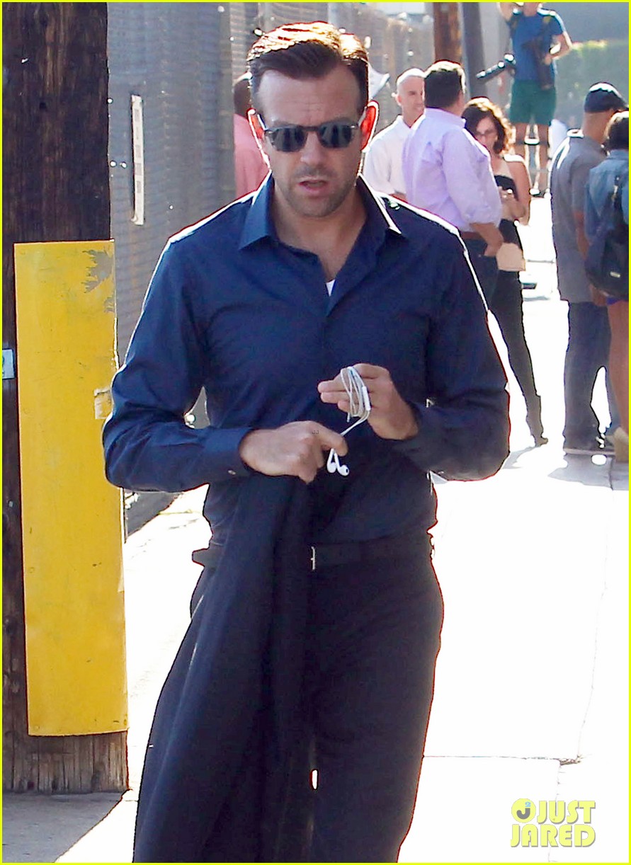 Olivia Wilde Supports Jason Sudeikis at 'Jimmy Kimmel Live' Photo