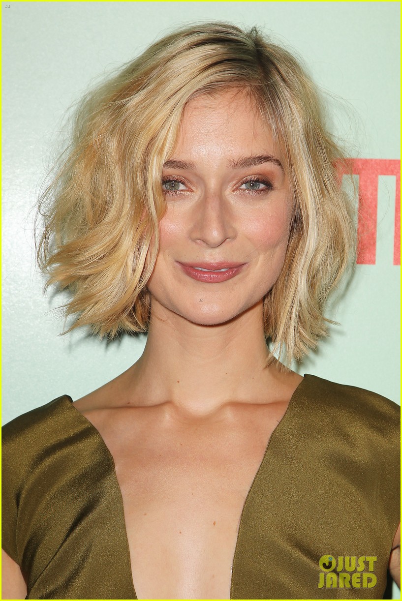 Lizzy Caplan & Michael Sheen: 'Masters of Sex' NYC Premiere!: Photo 2960801  | Caitlin Fitzgerald, Lizzy Caplan, Michael Sheen, Mischa Barton, Nicholas  D'Agosto, Teddy Sears Pictures | Just Jared
