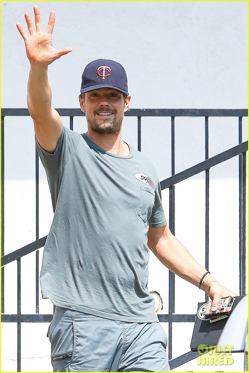 Josh Duhamel Embraces New Meaning of 'DILF' Photo 2949498 Josh