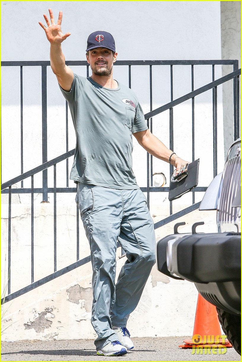 Josh Duhamel Embraces New Meaning of 'DILF' Photo 2949500 Josh