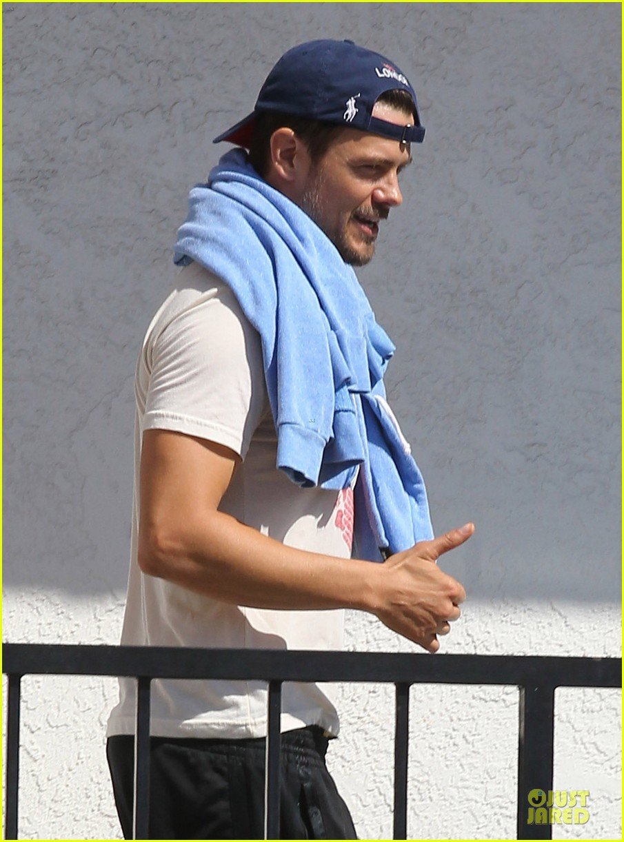 Josh Duhamel 'Safe Haven' Available on Netflix Now! Photo 2951852