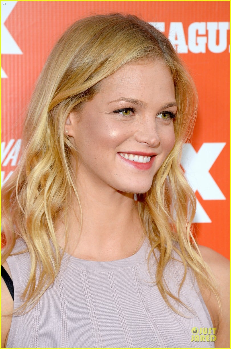 Erin Heatherton 'The League' Season 5 Hollywood Premiere! Photo